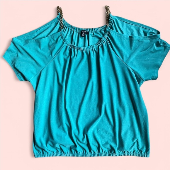 Blue Top - Picture 2 of 3